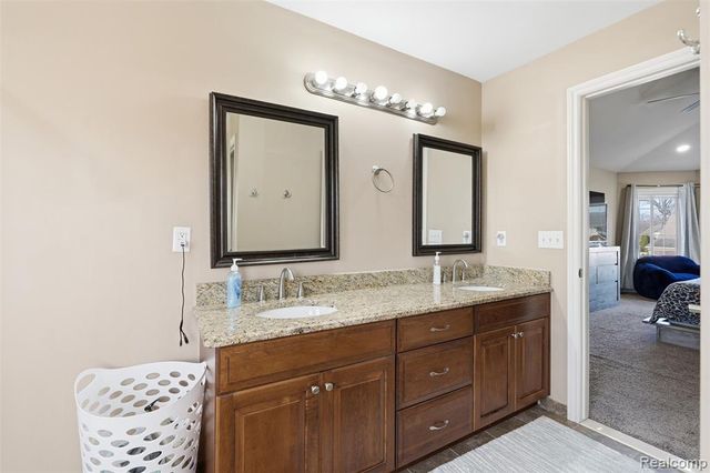 19330 Middle Branch Drive, Macomb, MI 48044