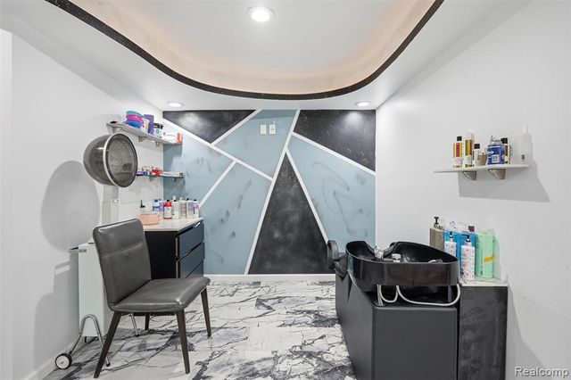 19330 Middle Branch Drive, Macomb, MI 48044