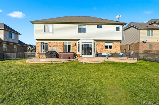 19330 Middle Branch Drive, Macomb, MI 48044