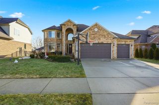 19330 Middle Branch Drive, Macomb, MI 48044