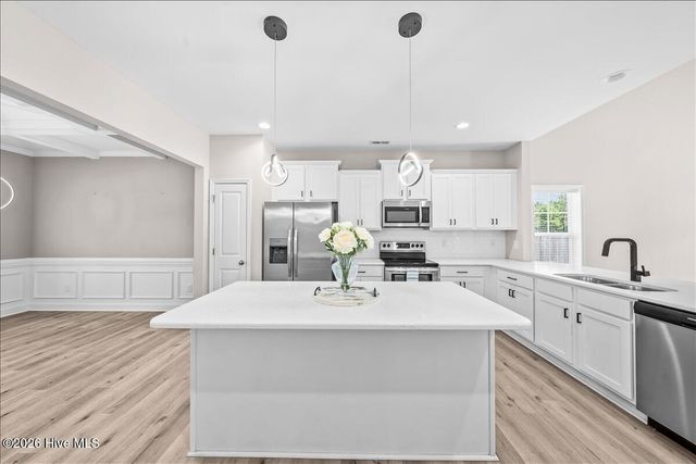 400 Gretchen Road, West End, NC 27376