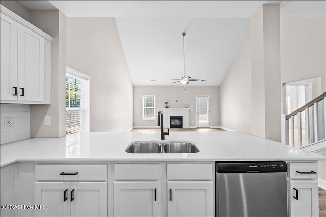 400 Gretchen Road, West End, NC 27376