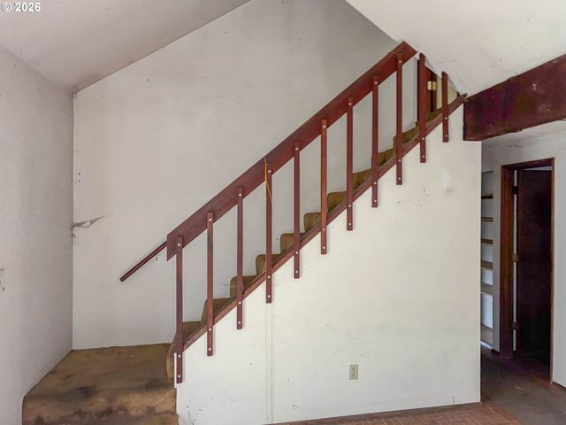 1890 UPPER CAMAS Rd, Camas Valley, OR 97416