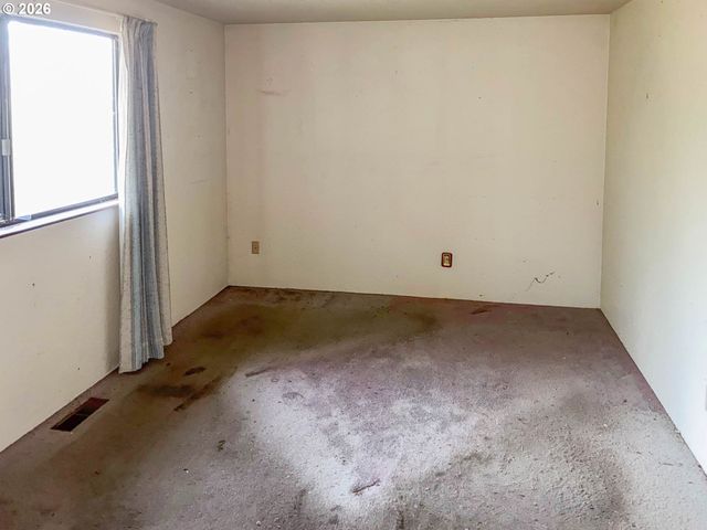 1890 UPPER CAMAS Rd, Camas Valley, OR 97416