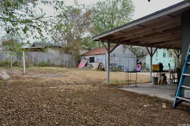 636 HOT WELLS BLVD, San Antonio, TX 78223