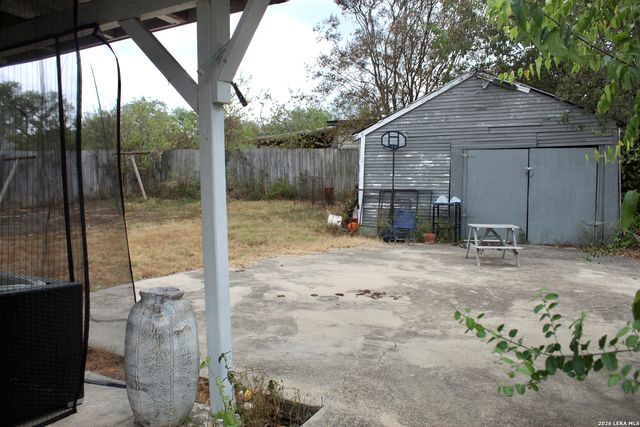 636 HOT WELLS BLVD, San Antonio, TX 78223