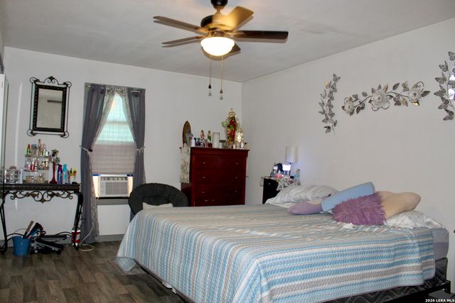 636 HOT WELLS BLVD, San Antonio, TX 78223