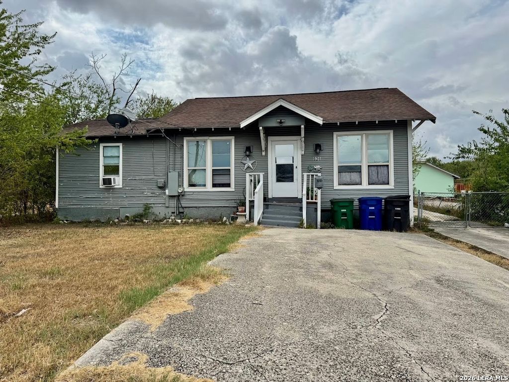 636 HOT WELLS BLVD, San Antonio, TX 78223