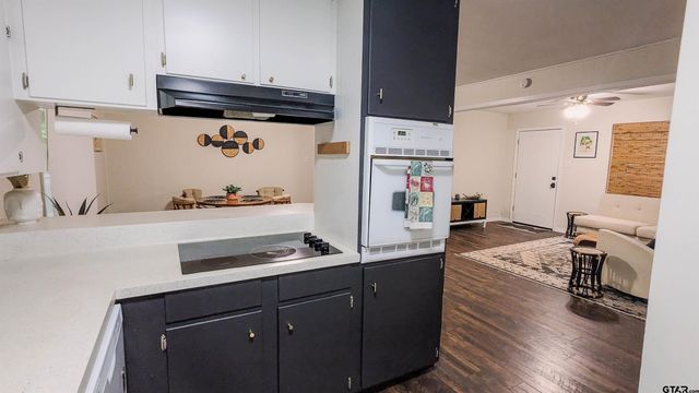 1418 E Dawson, Tyler, TX 75701