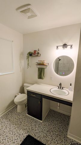 1418 E Dawson, Tyler, TX 75701