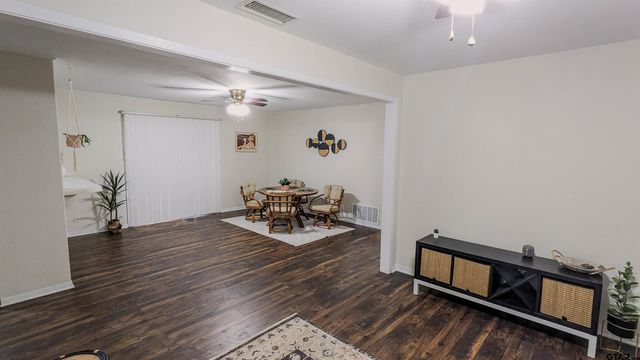 1418 E Dawson, Tyler, TX 75701