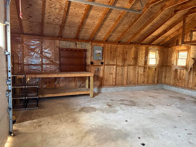 8 Spring Brook Road, Newport, NH 03773