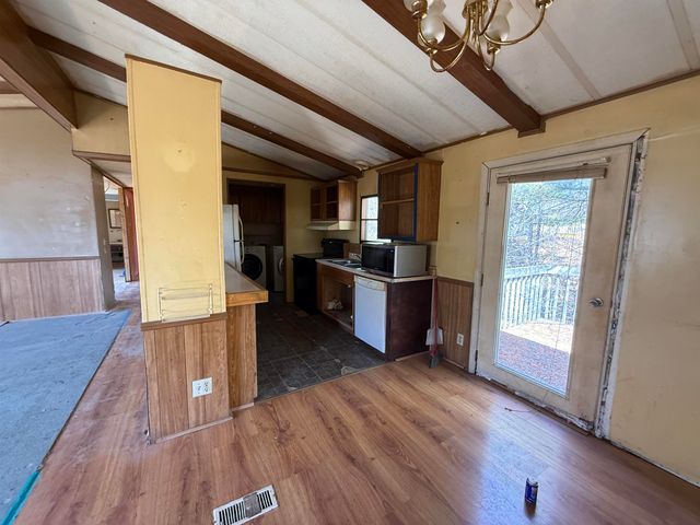 8 Spring Brook Road, Newport, NH 03773