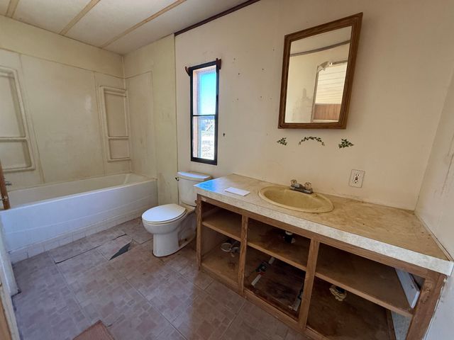 8 Spring Brook Road, Newport, NH 03773