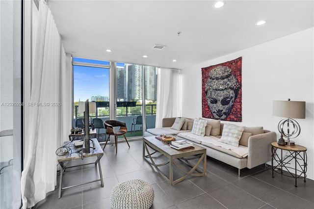 3301 NE 1st Ave M0513, Miami, FL 33137