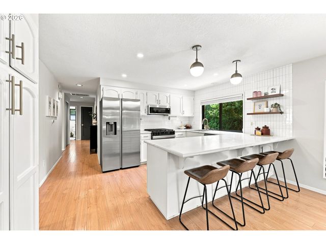 12163 Se 105TH Dr, Happy Valley, OR 97086