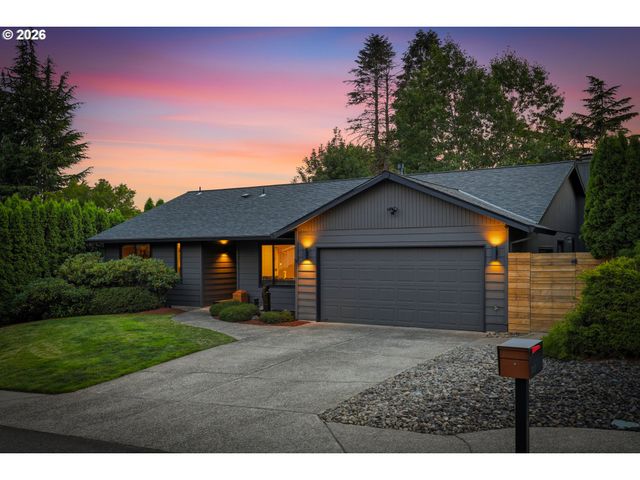 12163 Se 105TH Dr, Happy Valley, OR 97086