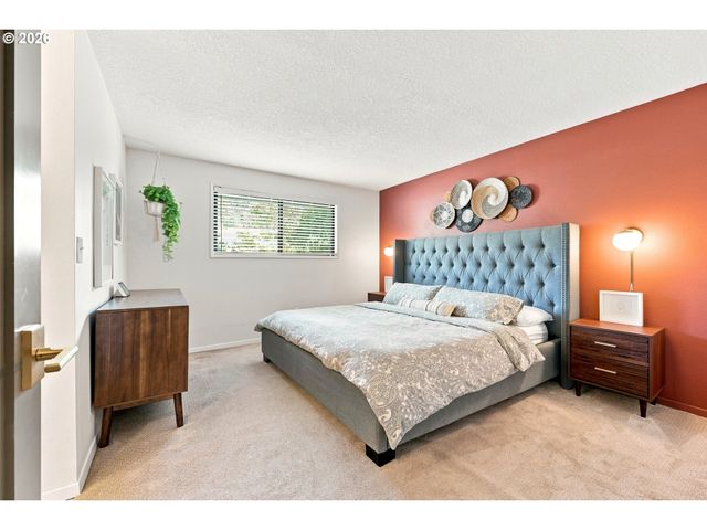 12163 Se 105TH Dr, Happy Valley, OR 97086