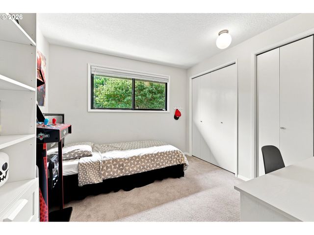 12163 Se 105TH Dr, Happy Valley, OR 97086