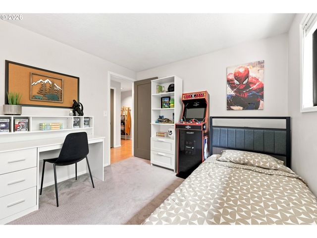 12163 Se 105TH Dr, Happy Valley, OR 97086