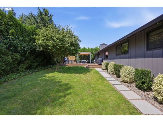 12163 Se 105TH Dr, Happy Valley, OR 97086