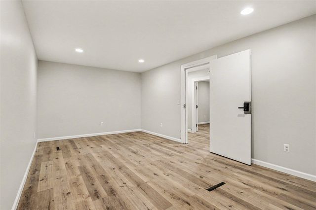5884 Morgan Road, Battle Creek, MI 49037