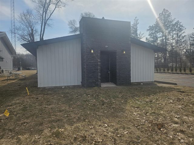5884 Morgan Road, Battle Creek, MI 49037