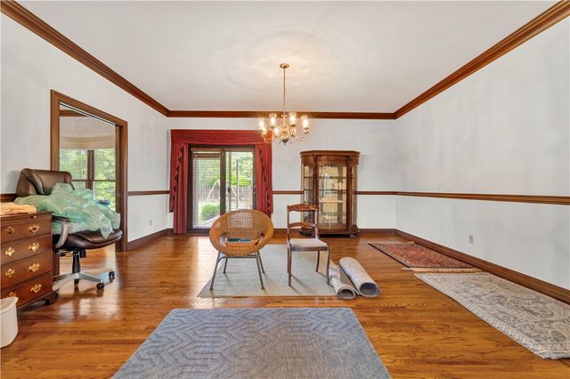1141 E Ridgeway Drive, Fayetteville, AR 72701