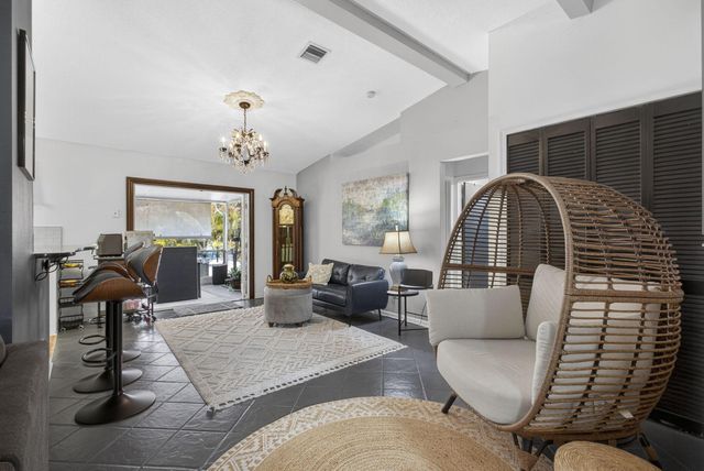 15773 85th Road N, Loxahatchee, FL 33470