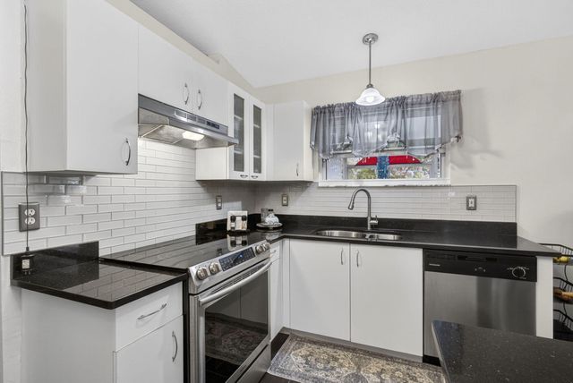 15773 85th Road N, Loxahatchee, FL 33470