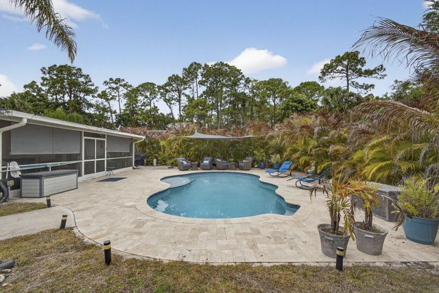 15773 85th Road N, Loxahatchee, FL 33470