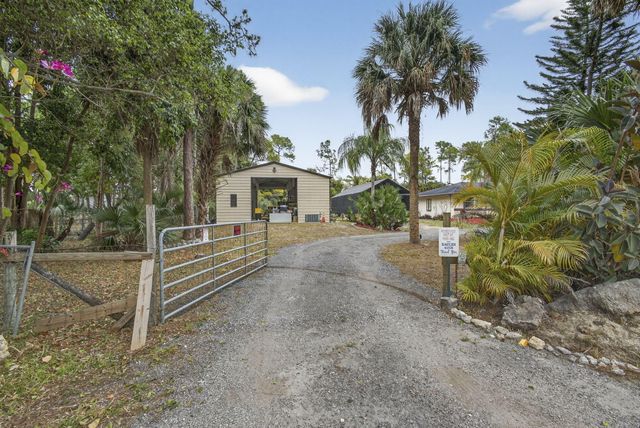 15773 85th Road N, Loxahatchee, FL 33470