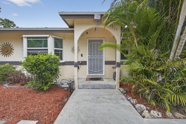 15773 85th Road N, Loxahatchee, FL 33470