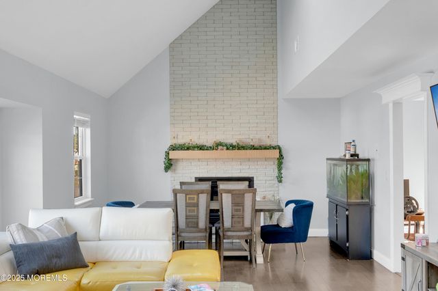 1521 Neptune Avenue, Beachwood, NJ 08722