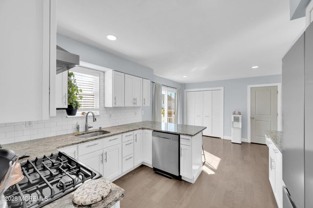 1521 Neptune Avenue, Beachwood, NJ 08722