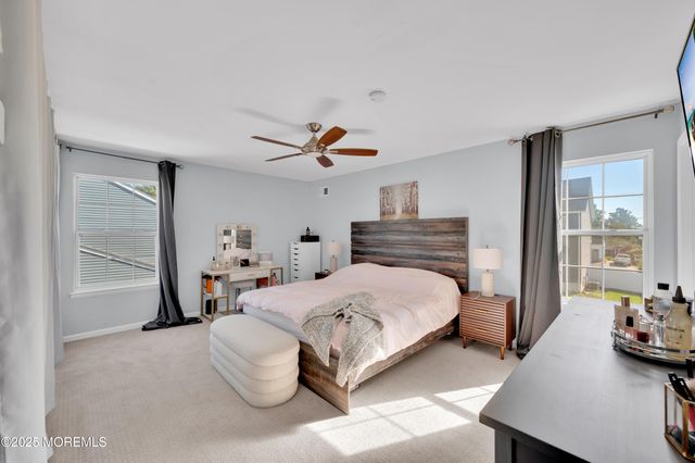 1521 Neptune Avenue, Beachwood, NJ 08722