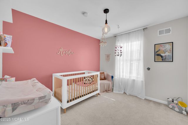 1521 Neptune Avenue, Beachwood, NJ 08722