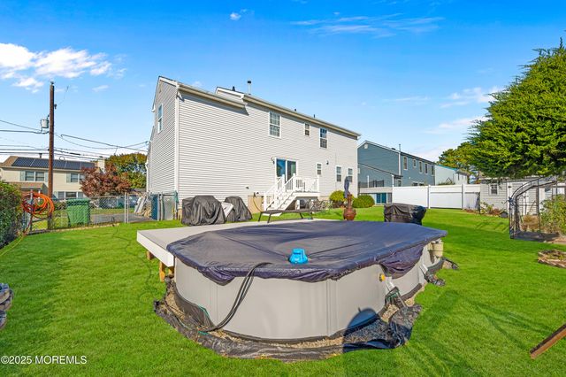 1521 Neptune Avenue, Beachwood, NJ 08722