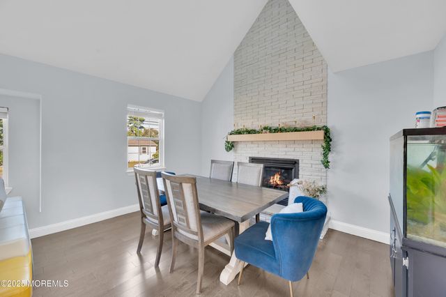 1521 Neptune Avenue, Beachwood, NJ 08722