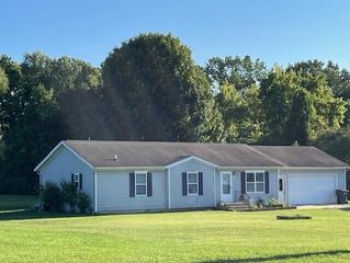 6754 Paw Paw Avenue, Coloma Twp, MI 49038