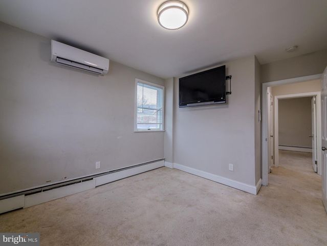 520 LINDSAY ST, Ridley Park, PA 19078