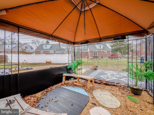 520 LINDSAY ST, Ridley Park, PA 19078