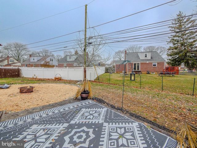 520 LINDSAY ST, Ridley Park, PA 19078