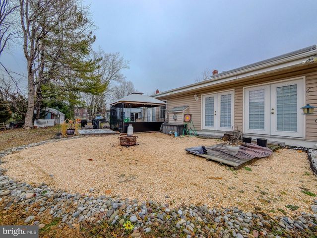 520 LINDSAY ST, Ridley Park, PA 19078