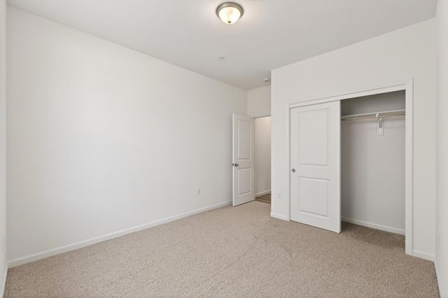 1193 Magnolia Court W, Madera, CA 93636