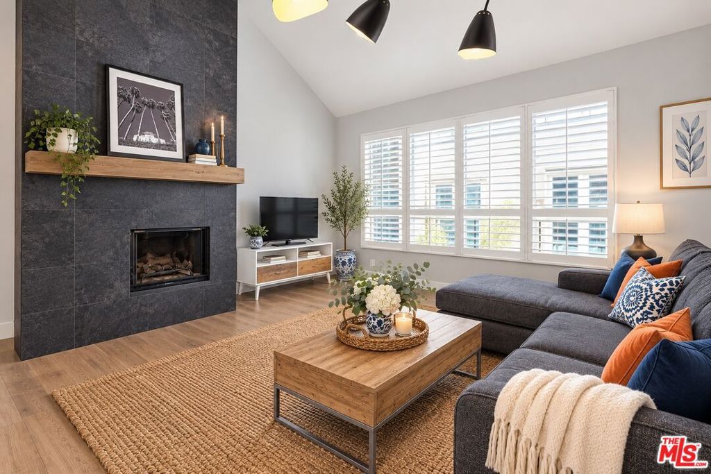 1412 N Crescent Heights Boulevard 203, West Hollywood, CA 90046 — photo 2