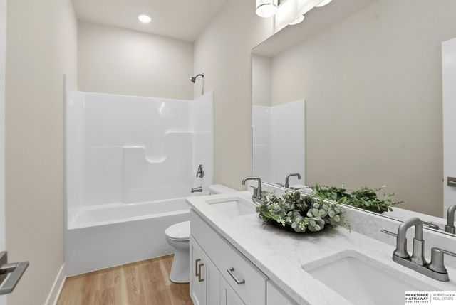 8508 Kilpatrick Parkway, Bennington, NE 68007