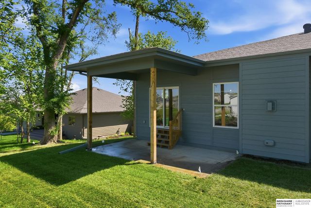 8508 Kilpatrick Parkway, Bennington, NE 68007