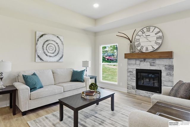 8508 Kilpatrick Parkway, Bennington, NE 68007