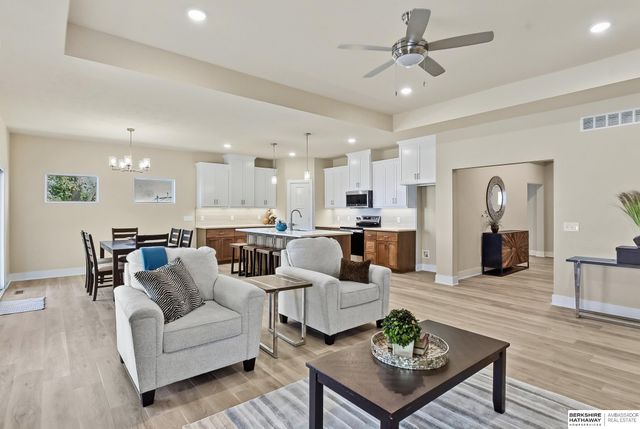 8508 Kilpatrick Parkway, Bennington, NE 68007